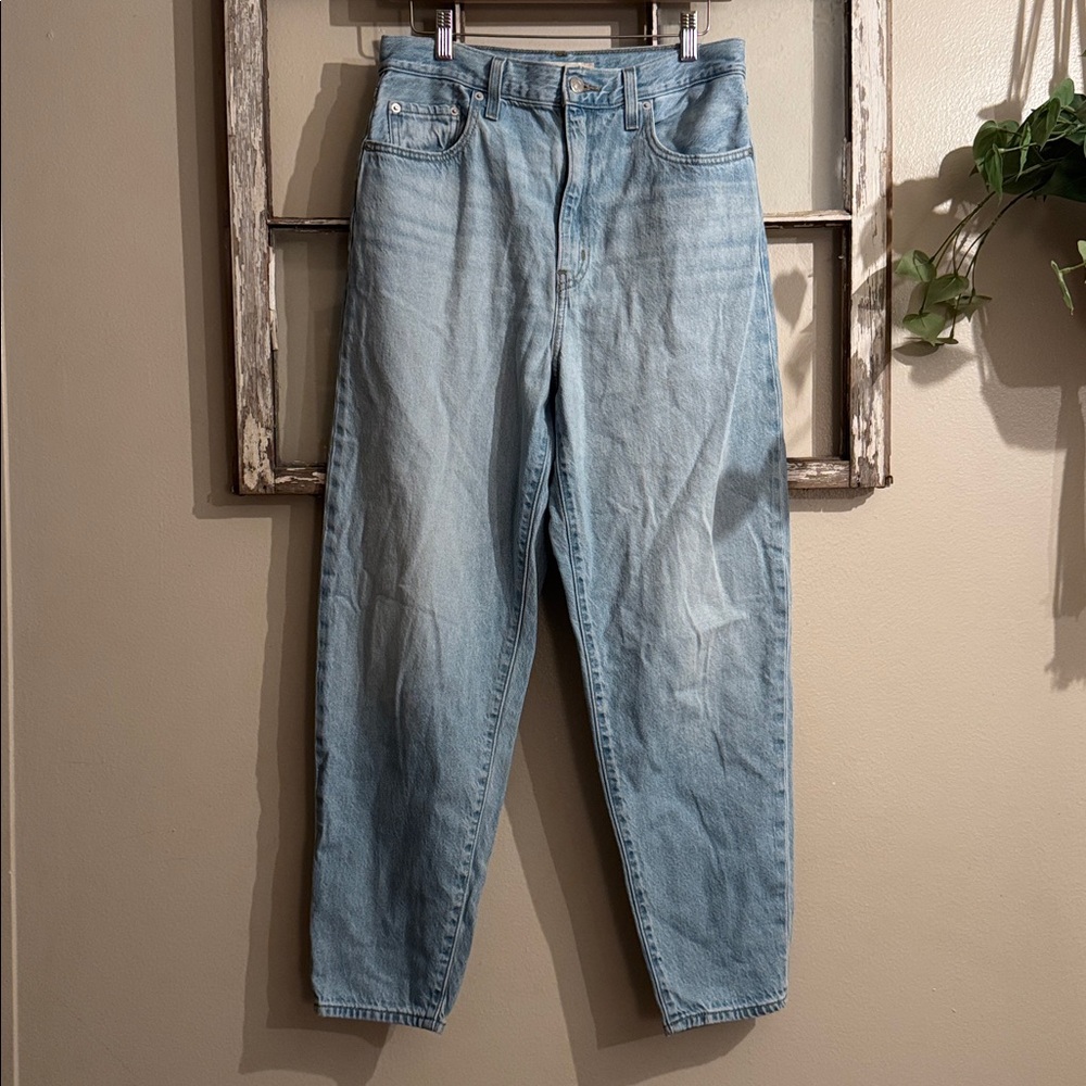 Levis women's high loose taper SZ 29 jeans high waist VTG